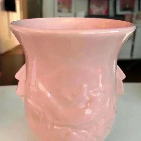 Vintage Pink McCoy  Pottery Vase with Bird and Flower - Picture 9 of 10